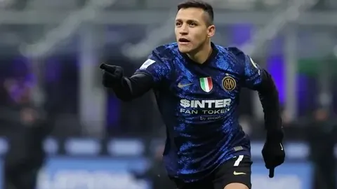 “若昂-戈麦斯黄牌满载，狼队战曼联将缺席关键一役！”